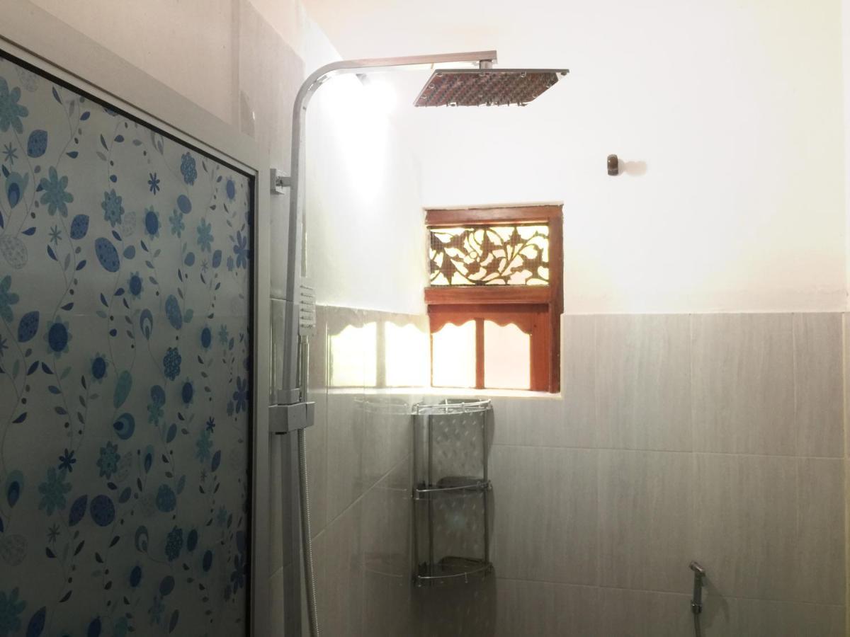 Thaaaru Villa Мириса Екстериор снимка